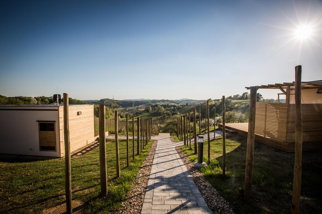 Weingarten-Resort Unterlamm Loipersdorf - Adults Only Exterior foto