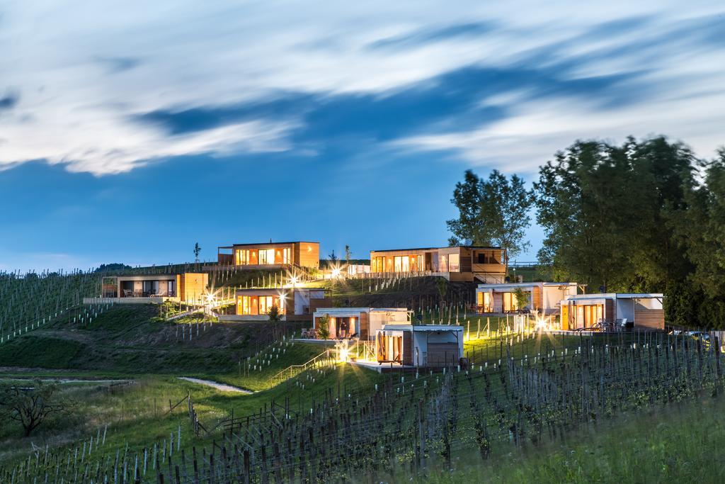 Weingarten-Resort Unterlamm Loipersdorf - Adults Only Exterior foto
